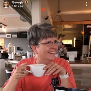 Meet your Posher, Beth